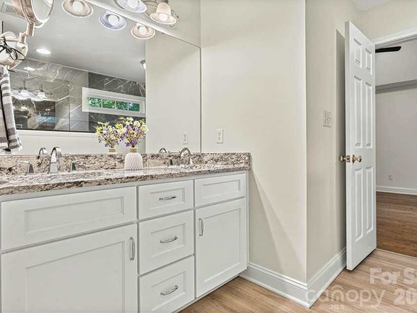 7542 Sedgebrook Drive, Stanley, NC 28164.  MLS# CAR4401228, YatesRealty ID 38497. Primary bath with w/ dual vanity