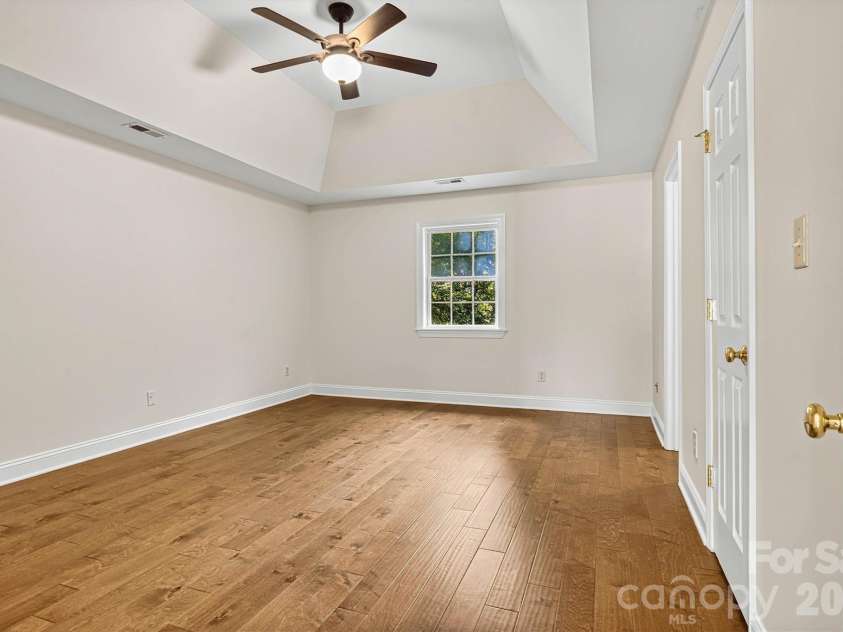 7542 Sedgebrook Drive, Stanley, NC 28164.  MLS# CAR4401228, YatesRealty ID 38497. Primary bedroom