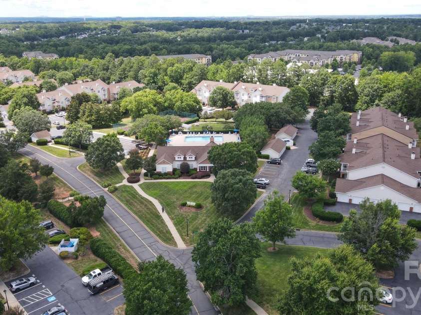 17110 Red Feather Drive, Charlotte, NC 28277.  MLS# CAR4397638, YatesRealty ID 38499. 