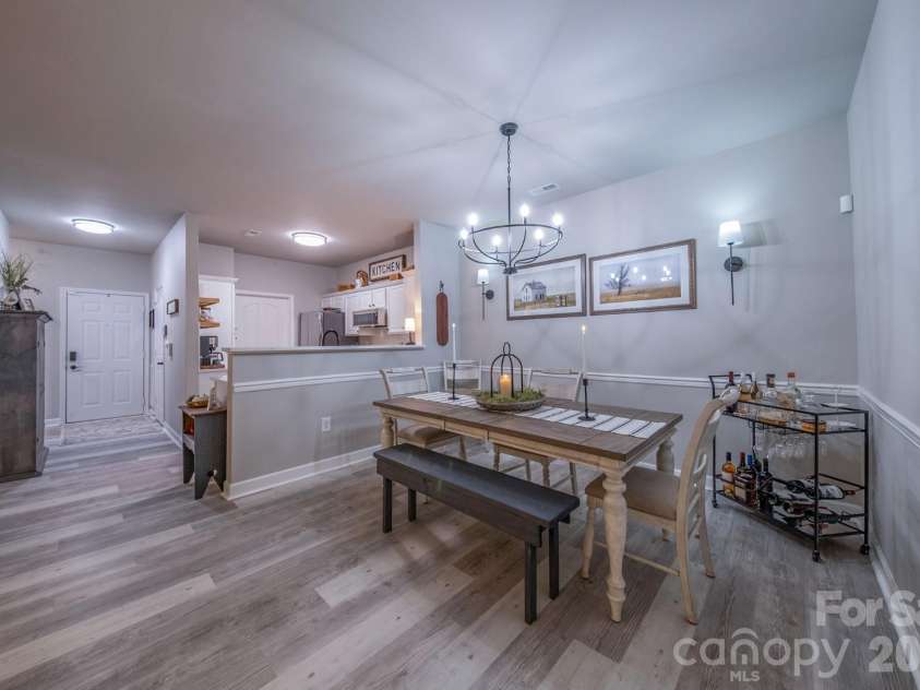 17110 Red Feather Drive, Charlotte, NC 28277.  MLS# CAR4397638, YatesRealty ID 38499. Dining Room