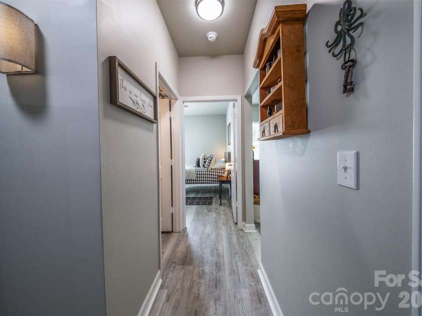 17110 Red Feather Drive, Charlotte, NC 28277.  MLS# CAR4397638, YatesRealty ID 38499. Hall to Guest Wing