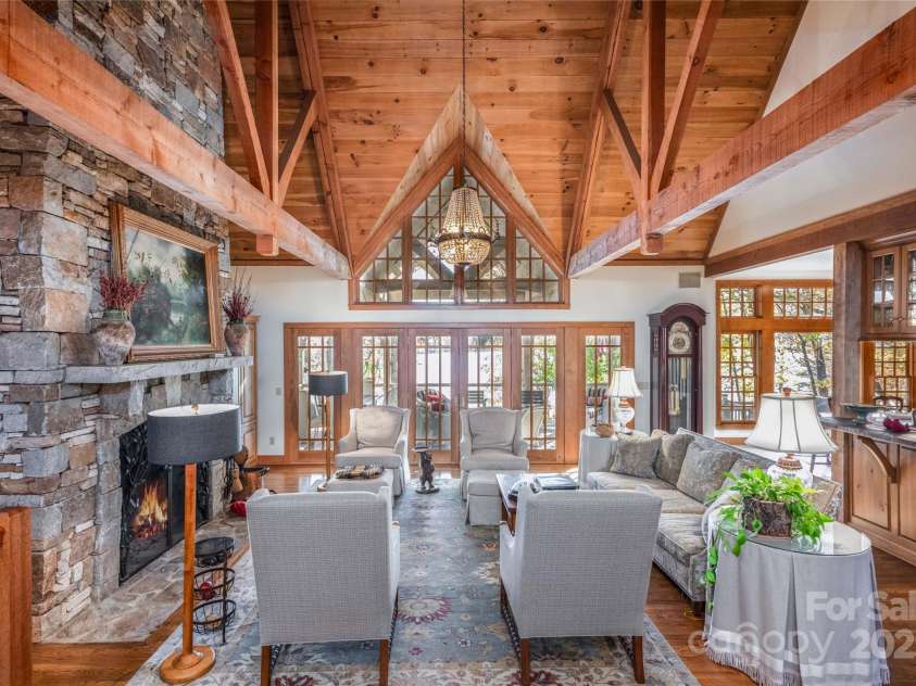 132 Red Bird Circle, Lake Toxaway, NC 28747.  MLS# CAR4321731, YatesRealty ID 385. 