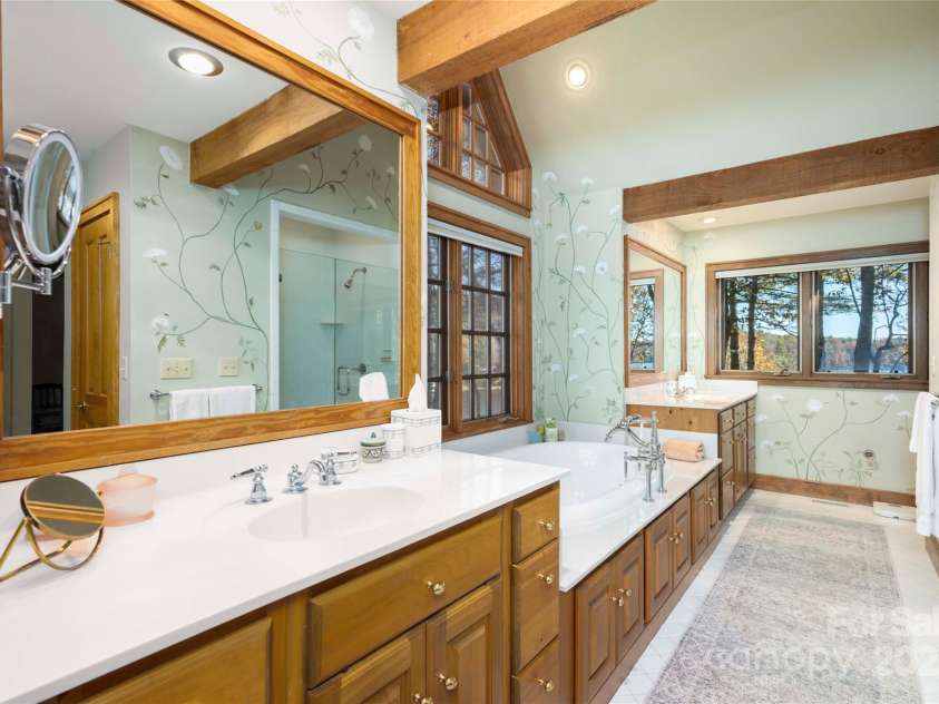 132 Red Bird Circle, Lake Toxaway, NC 28747.  MLS# CAR4321731, YatesRealty ID 385. 