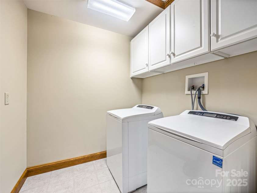 1341 Double Knob Drive, Arden, NC 28704.  MLS# CAR4312752, YatesRealty ID 385. 