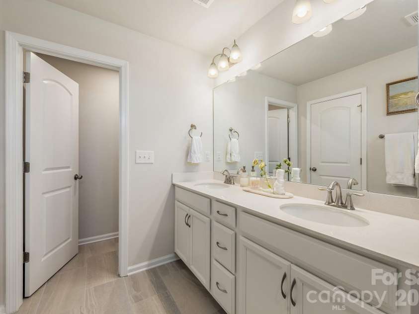 206 Marron Drive, Indian Trail, NC 28079.  MLS# CAR4356949, YatesRealty ID 3850. 