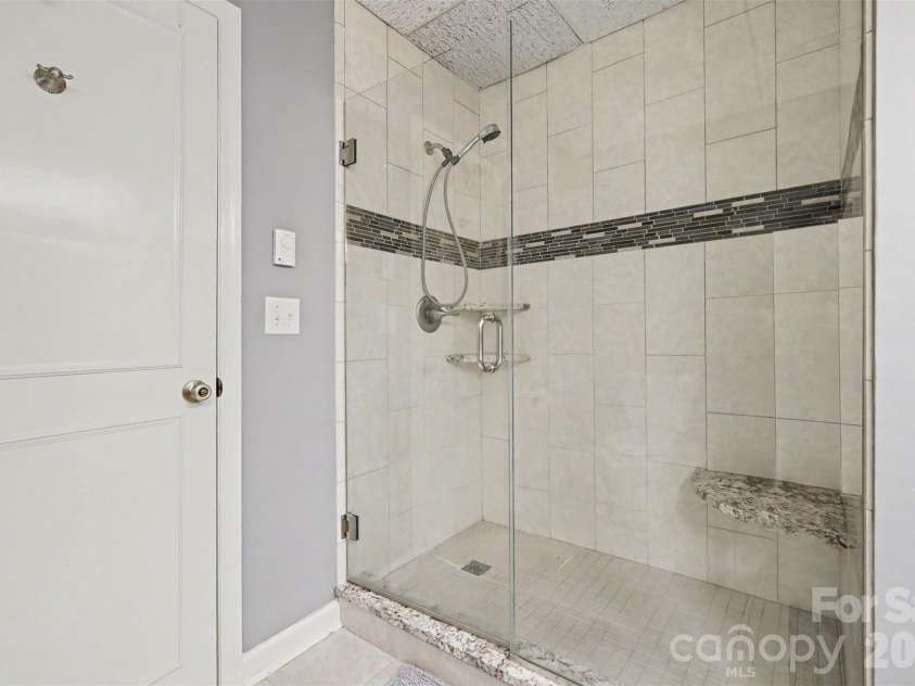 84 Lake Concord Road, Concord, NC 28025.  MLS# CAR4403227, YatesRealty ID 38502. 