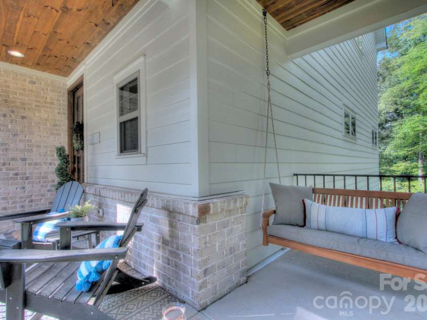 6672 Maple Spring Court, Denver, NC 28037.  MLS# CAR4401164, YatesRealty ID 38503. 