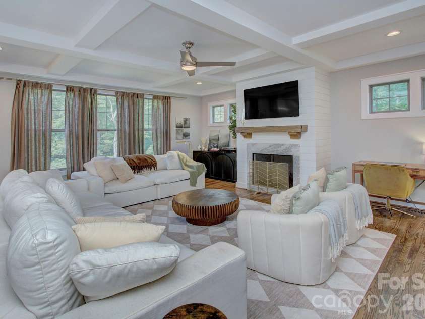 6672 Maple Spring Court, Denver, NC 28037.  MLS# CAR4401164, YatesRealty ID 38503. 