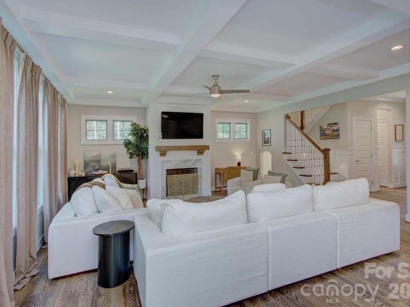 6672 Maple Spring Court, Denver, NC 28037.  MLS# CAR4401164, YatesRealty ID 38503. 
