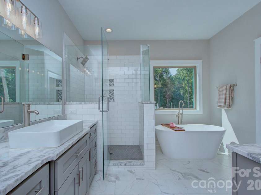 6672 Maple Spring Court, Denver, NC 28037.  MLS# CAR4401164, YatesRealty ID 38503. 