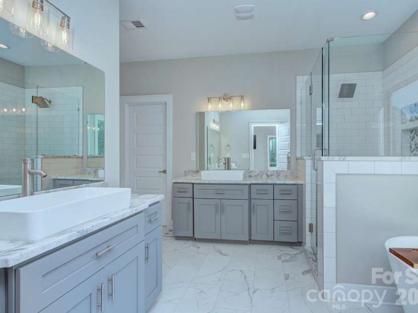 6672 Maple Spring Court, Denver, NC 28037.  MLS# CAR4401164, YatesRealty ID 38503. 