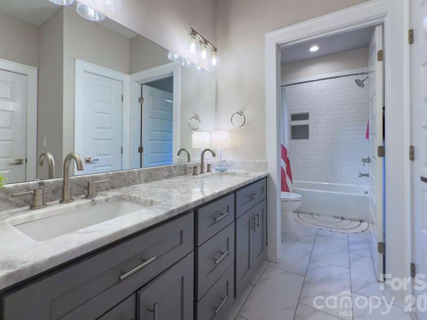 6672 Maple Spring Court, Denver, NC 28037.  MLS# CAR4401164, YatesRealty ID 38503. 