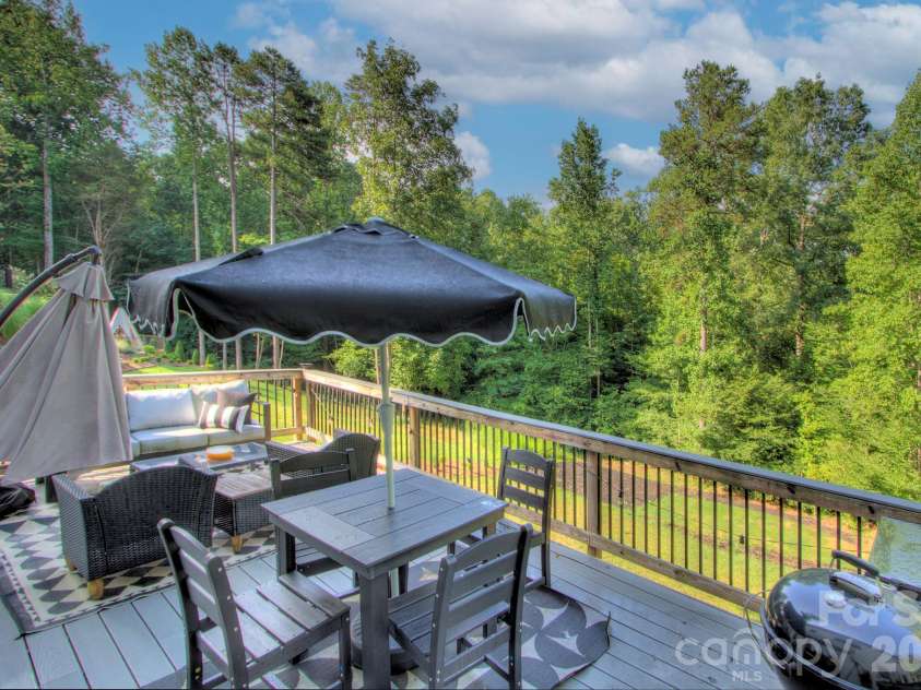 6672 Maple Spring Court, Denver, NC 28037.  MLS# CAR4401164, YatesRealty ID 38503. 