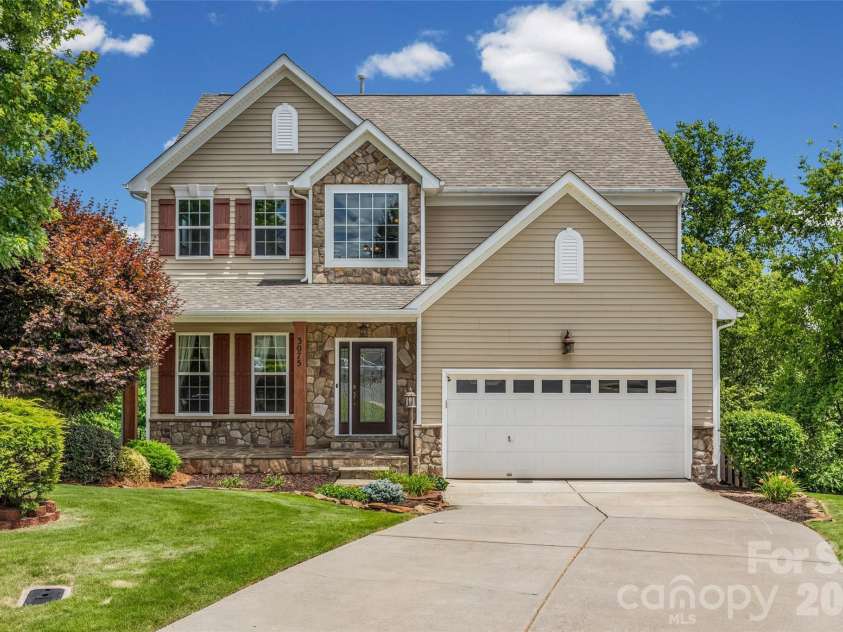 3075 Allendale Drive, Fort Mill, SC 29707.  MLS# CAR4393293, YatesRealty ID 38505. 