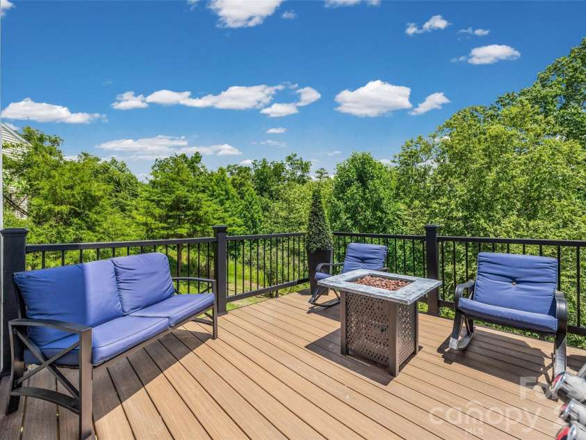 3075 Allendale Drive, Fort Mill, SC 29707.  MLS# CAR4393293, YatesRealty ID 38505. 