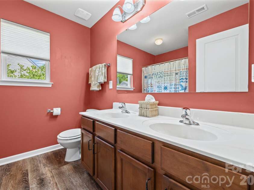 3075 Allendale Drive, Fort Mill, SC 29707.  MLS# CAR4393293, YatesRealty ID 38505. 