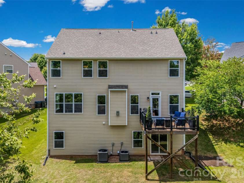 3075 Allendale Drive, Fort Mill, SC 29707.  MLS# CAR4393293, YatesRealty ID 38505. 