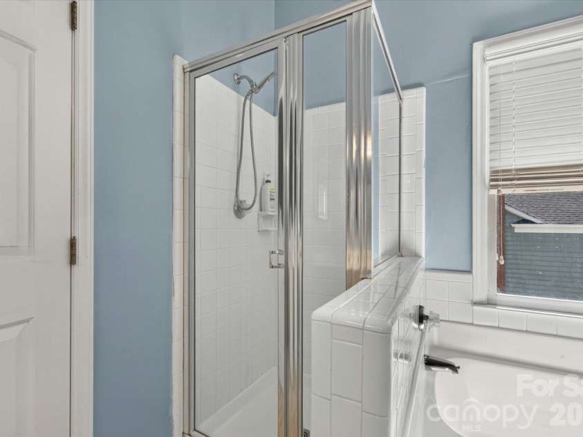 9801 Deer Spring Lane, Charlotte, NC 28210.  MLS# CAR4404766, YatesRealty ID 38506. Stand alone shower