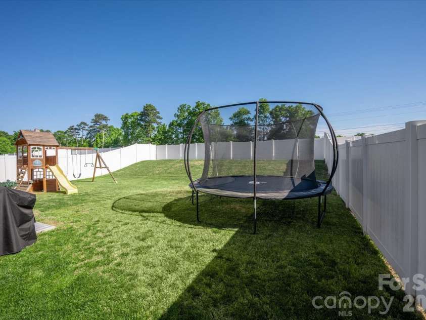 6002 Weddington Pointe Drive, Monroe, NC 28110.  MLS# CAR4377599, YatesRealty ID 38507. Fully fenced yard