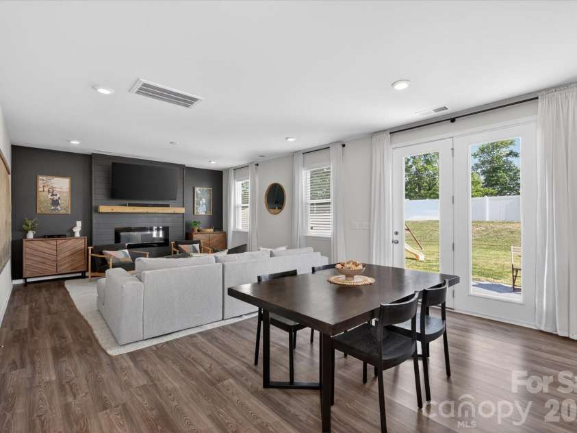 6002 Weddington Pointe Drive, Monroe, NC 28110.  MLS# CAR4377599, YatesRealty ID 38507. Open concept living