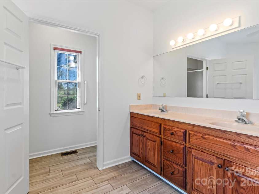 1030 Hurley School Road, Salisbury, NC 28147.  MLS# CAR4233025, YatesRealty ID 3851. 