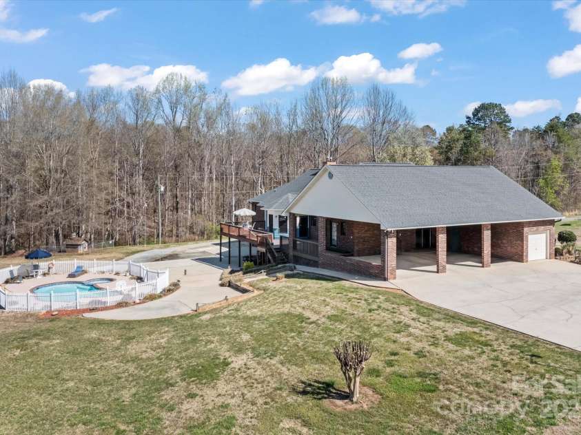 1030 Hurley School Road, Salisbury, NC 28147.  MLS# CAR4233025, YatesRealty ID 3851. 
