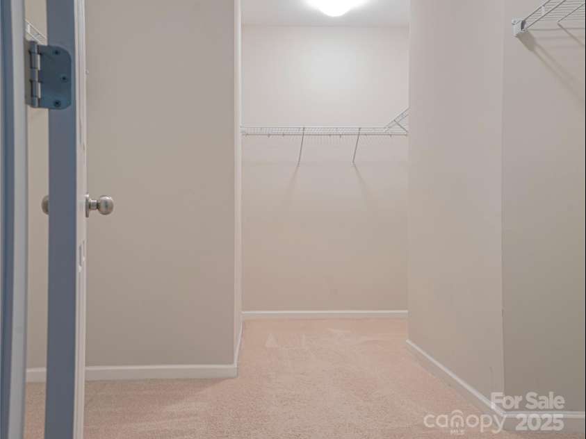 147 Fesperman Circle, Troutman, NC 28166.  MLS# CAR4166451, YatesRealty ID 3851. Walk-In Closet