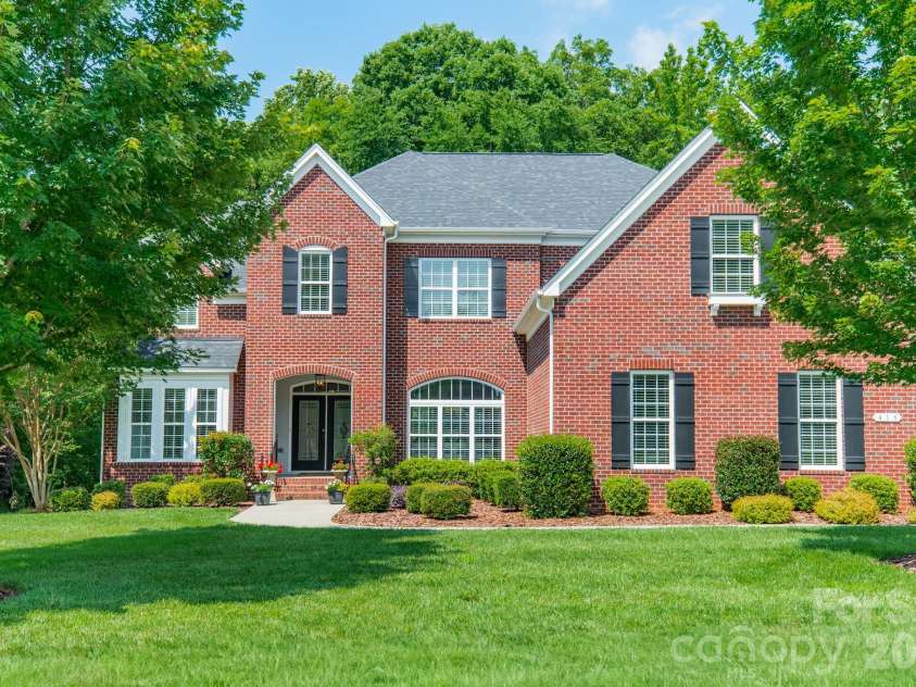 415 Five Leaf Lane, Waxhaw, NC 28173.  MLS# CAR4391819, YatesRealty ID 38510. 