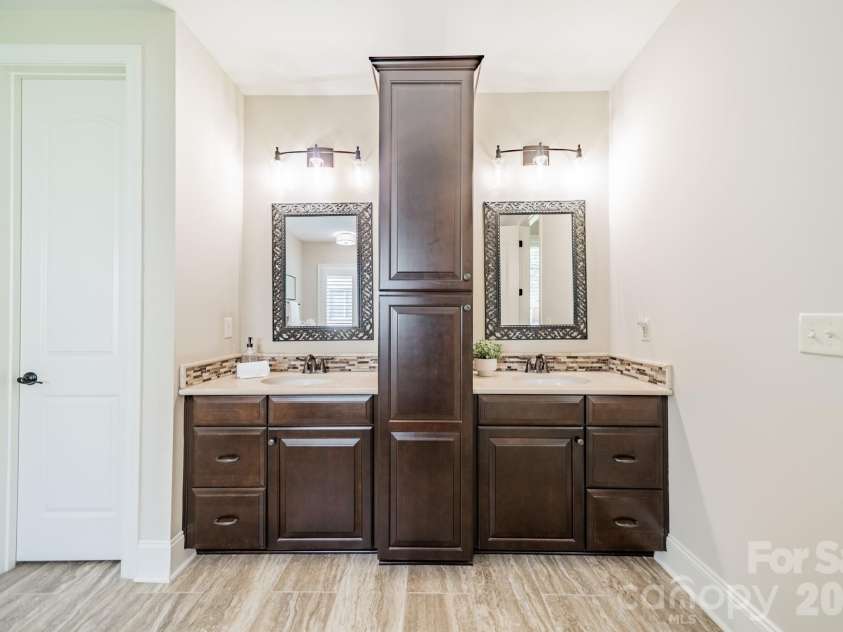 415 Five Leaf Lane, Waxhaw, NC 28173.  MLS# CAR4391819, YatesRealty ID 38510. 