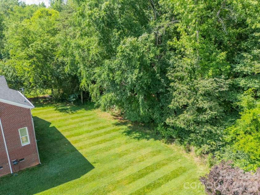 415 Five Leaf Lane, Waxhaw, NC 28173.  MLS# CAR4391819, YatesRealty ID 38510. 