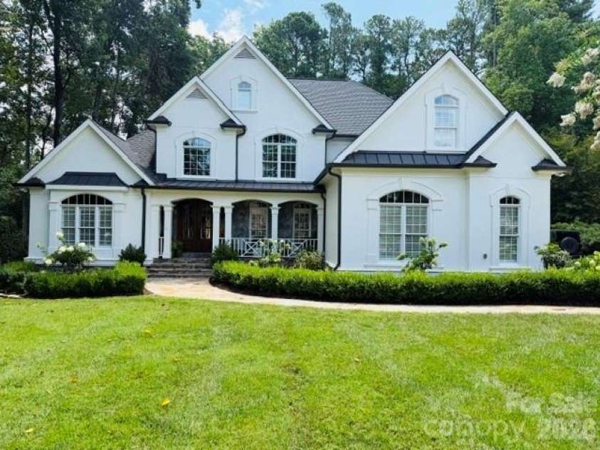 16717 Yardarm Lane, Cornelius, NC 28031.  MLS# CAR4403633, YatesRealty ID 38512. 