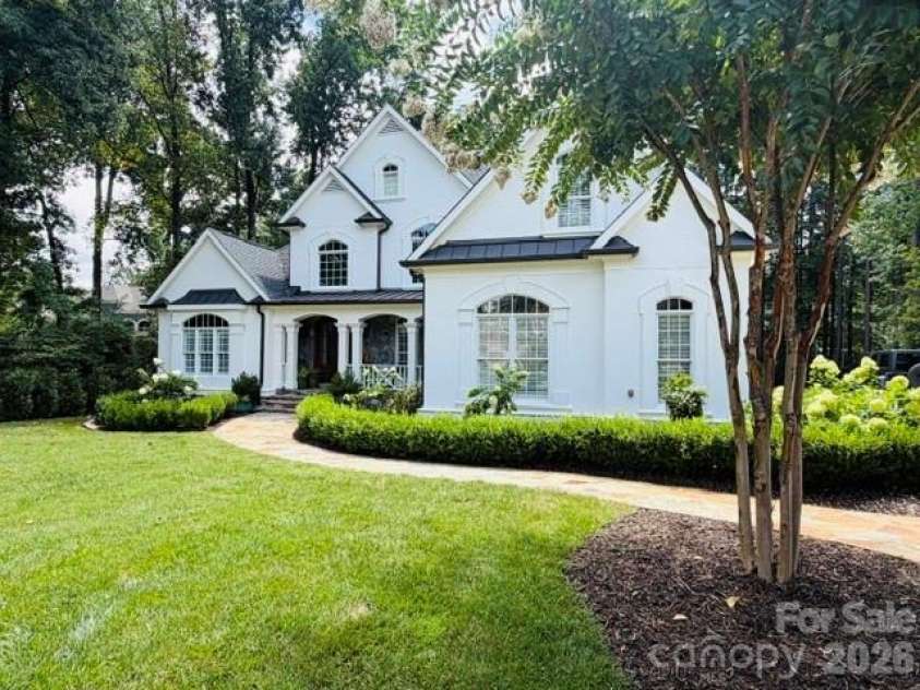 16717 Yardarm Lane, Cornelius, NC 28031.  MLS# CAR4403633, YatesRealty ID 38512. 