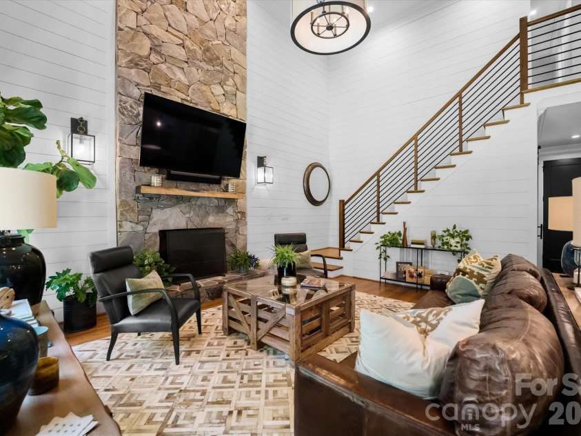 16717 Yardarm Lane, Cornelius, NC 28031.  MLS# CAR4403633, YatesRealty ID 38512. 