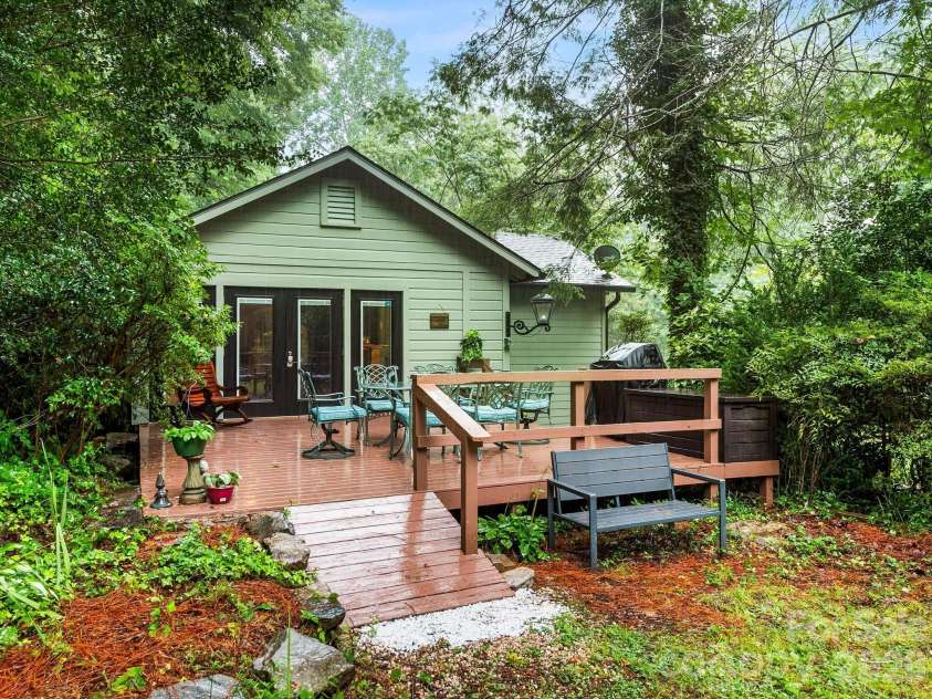 167 Sheridan Lane, Lake Lure, NC 28746.  MLS# CAR4404007, YatesRealty ID 38513. 