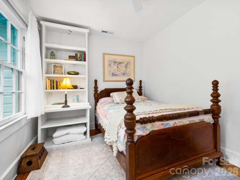 167 Sheridan Lane, Lake Lure, NC 28746.  MLS# CAR4404007, YatesRealty ID 38513. 