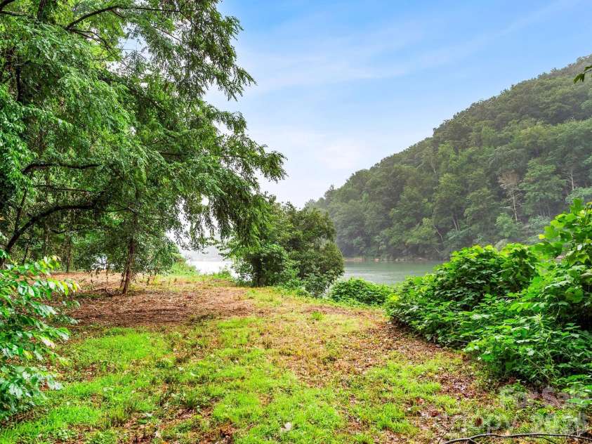 167 Sheridan Lane, Lake Lure, NC 28746.  MLS# CAR4404007, YatesRealty ID 38513. 