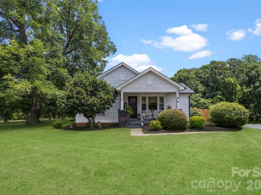 625 Brown Road, China Grove, NC 28023.  MLS# CAR4400861, YatesRealty ID 38515. Virtual Grass