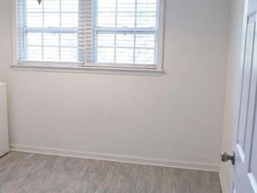 616 Pineview Lakes Road, Chester, SC 29706.  MLS# CAR4403010, YatesRealty ID 38516. 