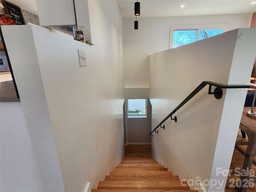 113 Hillside Street, Canton, NC 28716.  MLS# CAR4333025, YatesRealty ID 3852. 