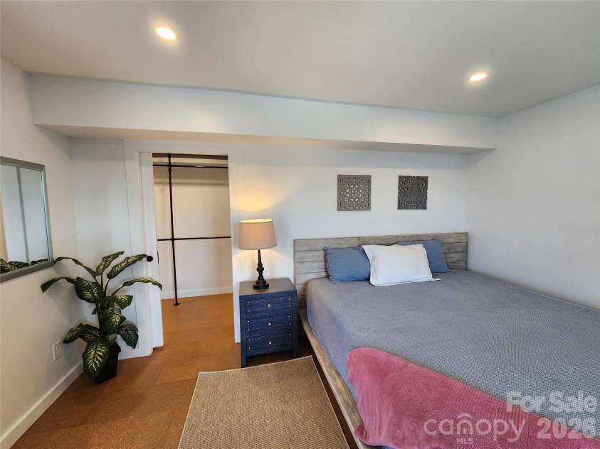 113 Hillside Street, Canton, NC 28716.  MLS# CAR4333025, YatesRealty ID 3852. 