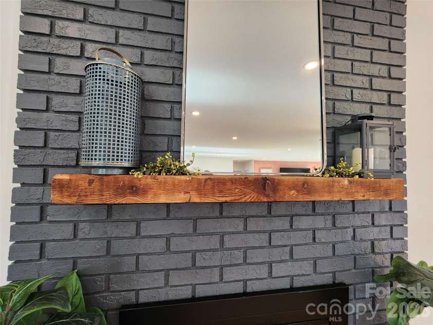 113 Hillside Street, Canton, NC 28716.  MLS# CAR4333025, YatesRealty ID 3852. 