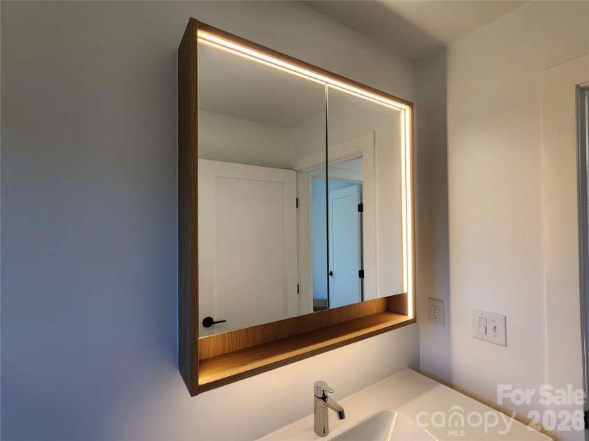 113 Hillside Street, Canton, NC 28716.  MLS# CAR4333025, YatesRealty ID 3852. 