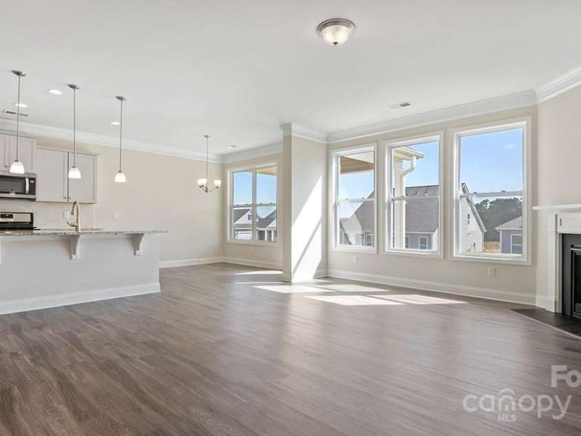 599 Fox Cove Road, Hendersonville, NC 28792.  MLS# CAR4235124, YatesRealty ID 3852. Photos are representative