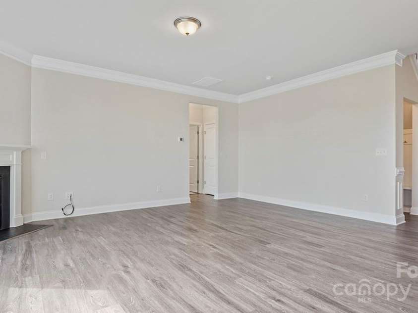 599 Fox Cove Road, Hendersonville, NC 28792.  MLS# CAR4235124, YatesRealty ID 3852. Photos are representative