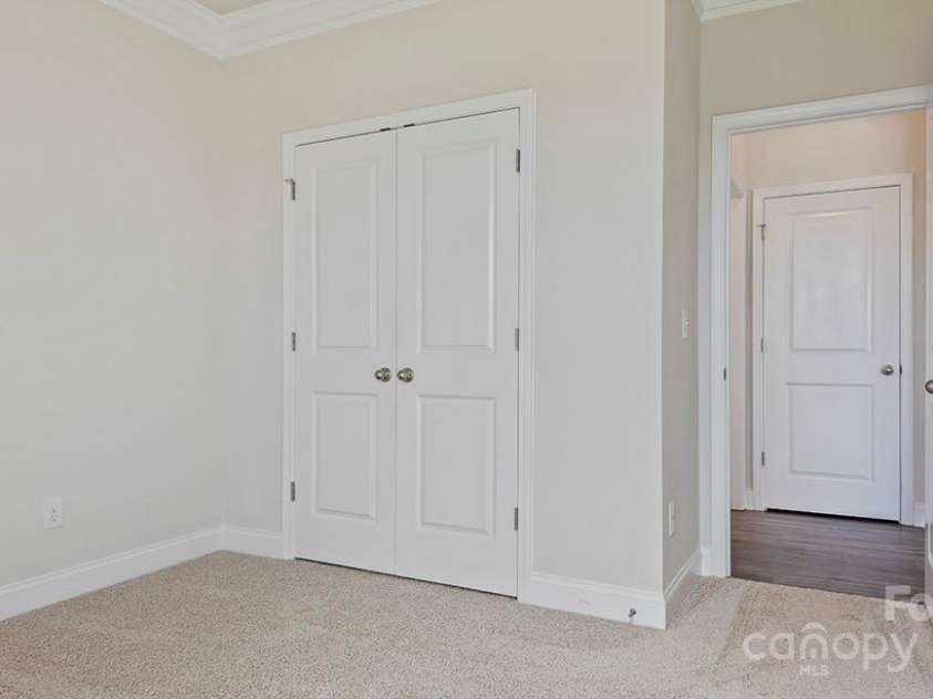 599 Fox Cove Road, Hendersonville, NC 28792.  MLS# CAR4235124, YatesRealty ID 3852. Photos are representative