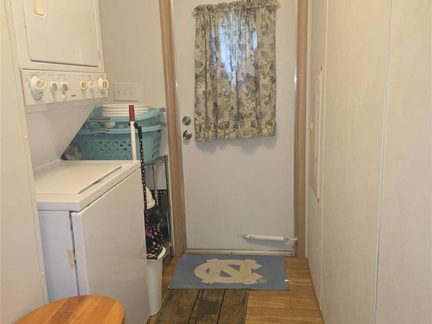 192 Lady Bug Lane, Penrose, NC 28766.  MLS# CAR4404991, YatesRealty ID 38520. 
