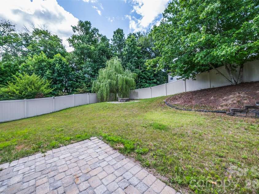 2134 Gillette Drive, Clover, SC 29710.  MLS# CAR4405603, YatesRealty ID 38521. Backyard