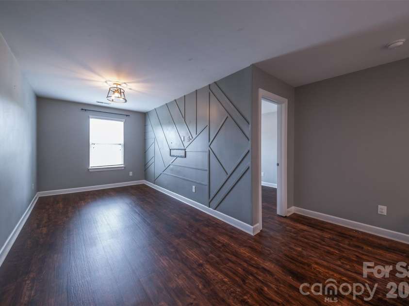 2134 Gillette Drive, Clover, SC 29710.  MLS# CAR4405603, YatesRealty ID 38521. Flex Space