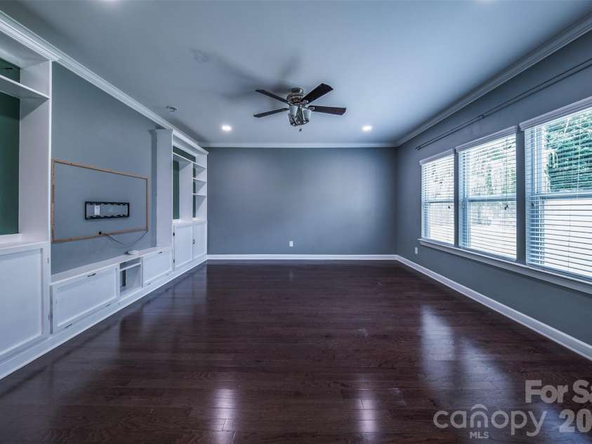 2134 Gillette Drive, Clover, SC 29710.  MLS# CAR4405603, YatesRealty ID 38521. Great Room w/Built in Cabinets
