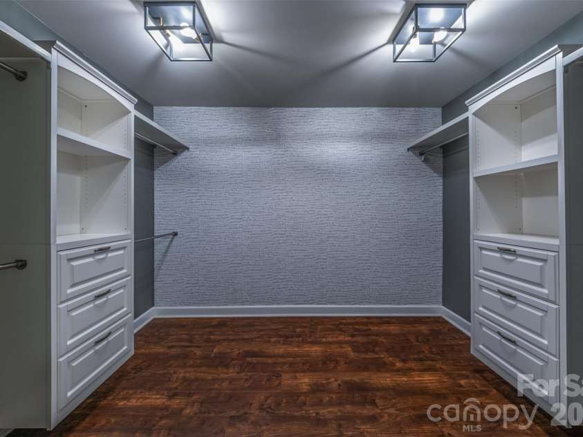 2134 Gillette Drive, Clover, SC 29710.  MLS# CAR4405603, YatesRealty ID 38521. Huge Primary Closet with Built Ins